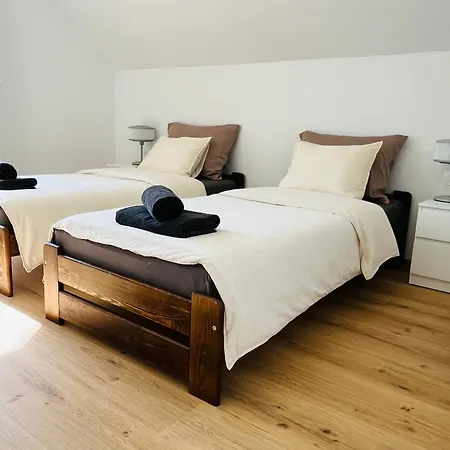 Apartma Dudi Homestay *