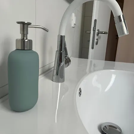 Apartma Dudi *